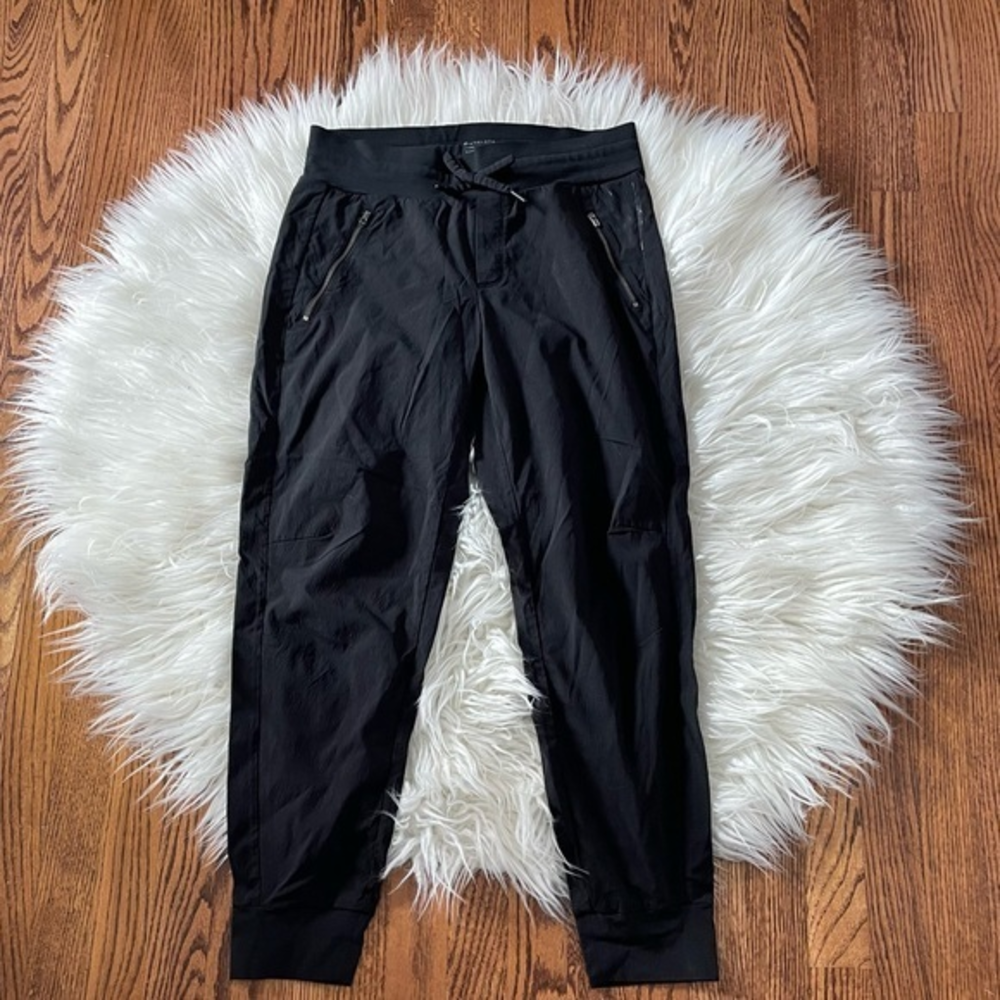 Athleta Trekkie north black jogger pants‎ size 6